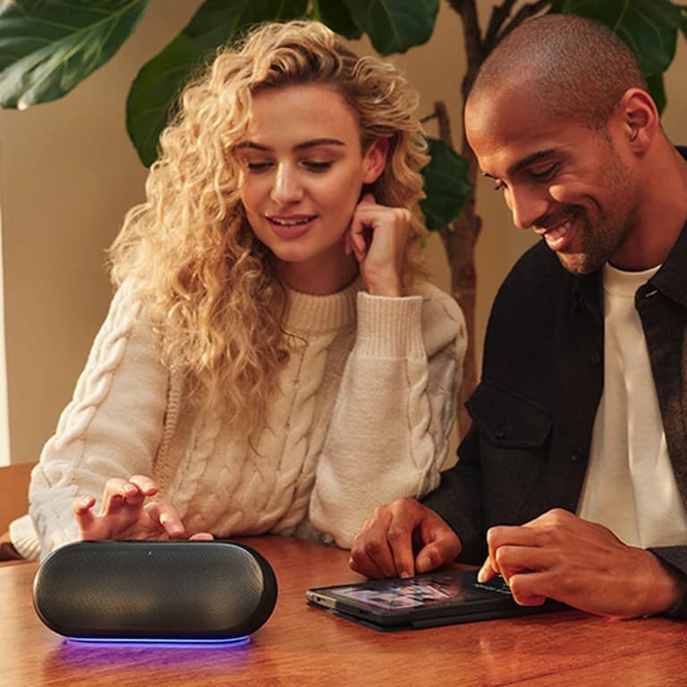 اسپیکر بلوتوثی قابل حمل هارمن کاردن LUNA 2